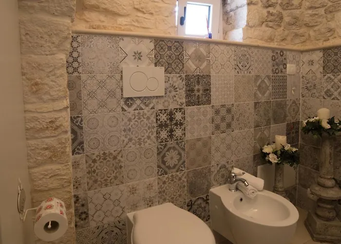Trullo Melograno - Luxury & Semesterbostad *